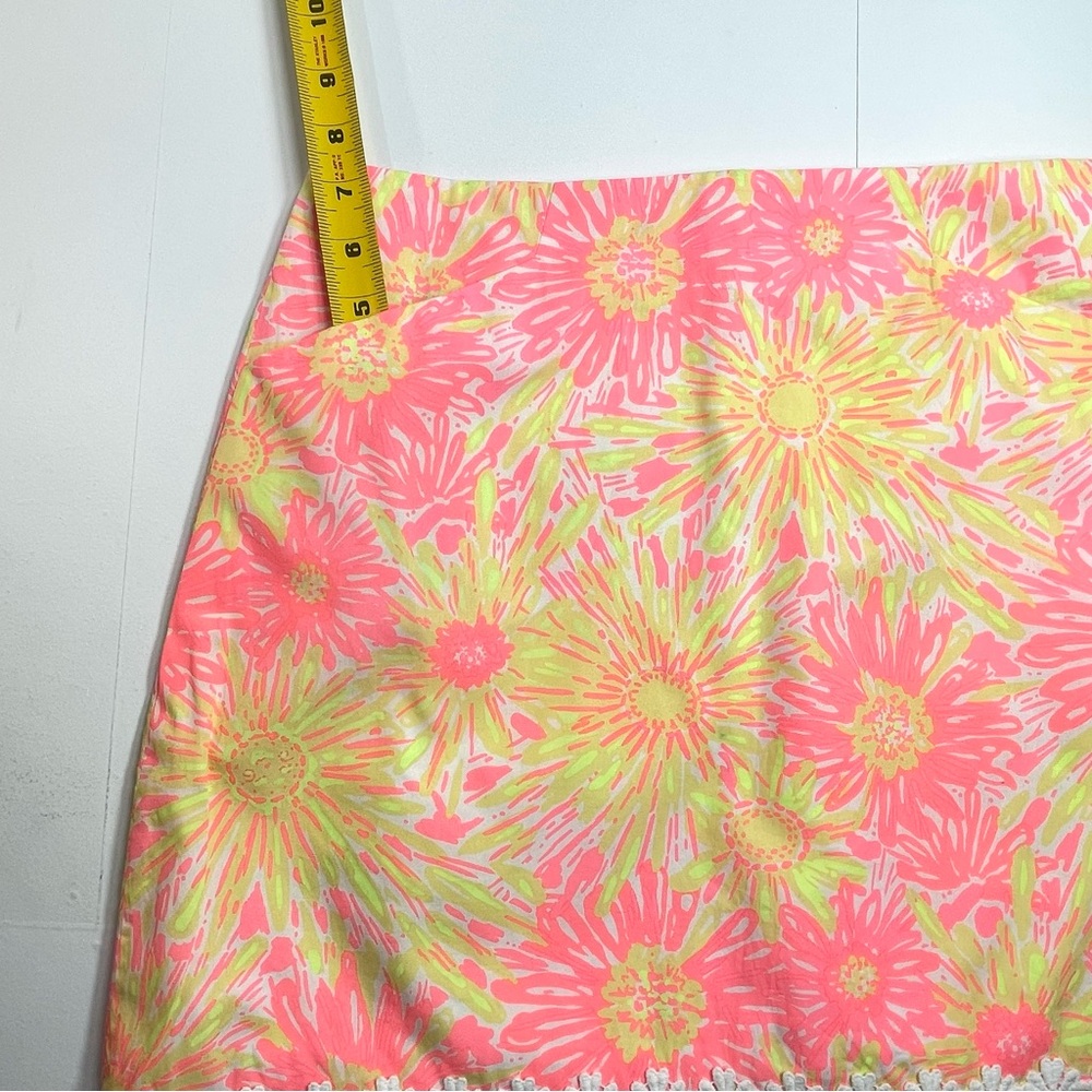 LILLY PULITZER Corrie Skirt Pink Yellow Floral White Crochet Trim Pockets Sz 4 - Picture 9 of 9